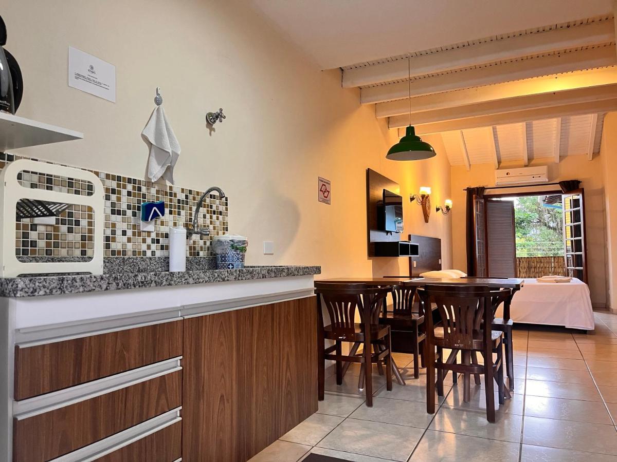 Delphin Apartamento 8 Ilhabela Exterior photo